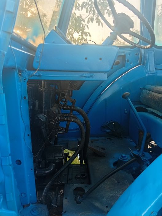 Traktor 80 mtz tilichkasi bilan birga