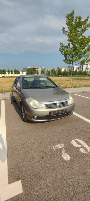 Dezmembrez Renault Symbol 1.2 benzina
