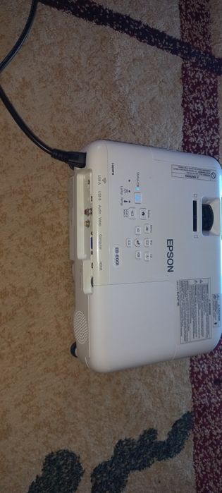 Продам проектор EPSON