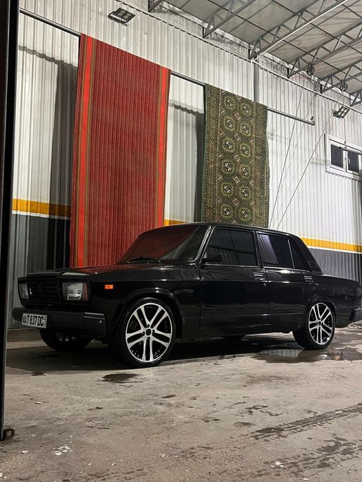 Rels diska R17 srochno sotiladi