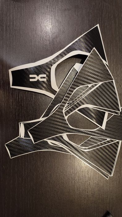 Stickere imitație carbon jante Dacia Duster 2022 R16 aliaj