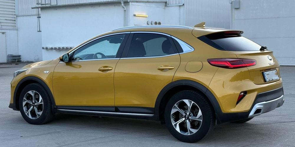 Kia XCeed KIA XCEED 1.5 T-GDI Hybrid Electric 7DCT CITY+ MY21 (GARANȚIE 2 ANI)