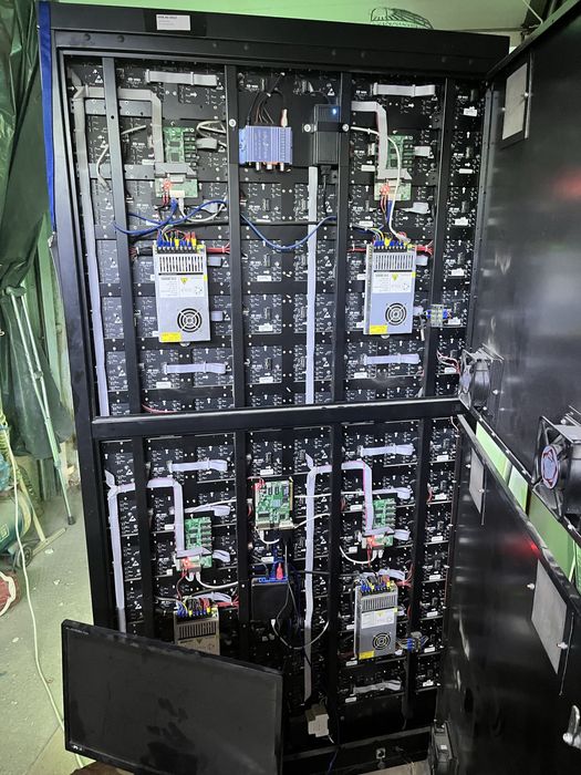 Светодиодный пилон LEDsi