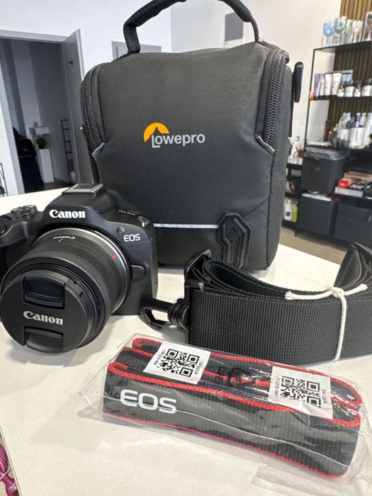 Canon EOS R50(чисто нов) / wifi, mirrorless /цял сет