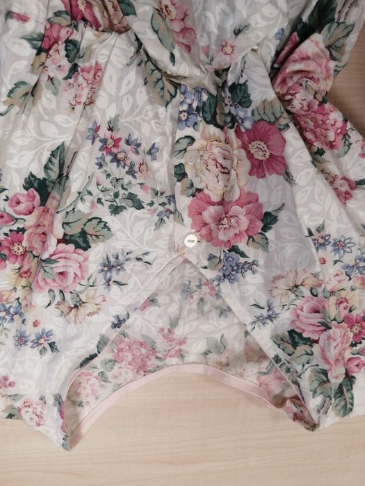 Rochii înflorat deosebite pentru ocazi speciale