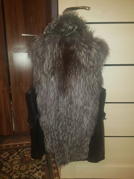 Жилетка чернобурка