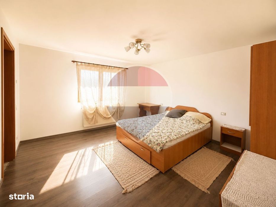 Casa cu 6 camere de vânzare în Negri jud. Bacau / posibilitate duplex