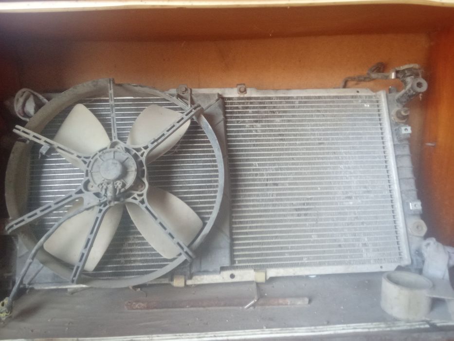 Двигатель.коробка навесное!