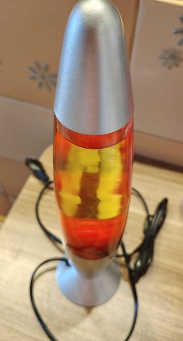 Lampa cu lava decor, culoare rosie