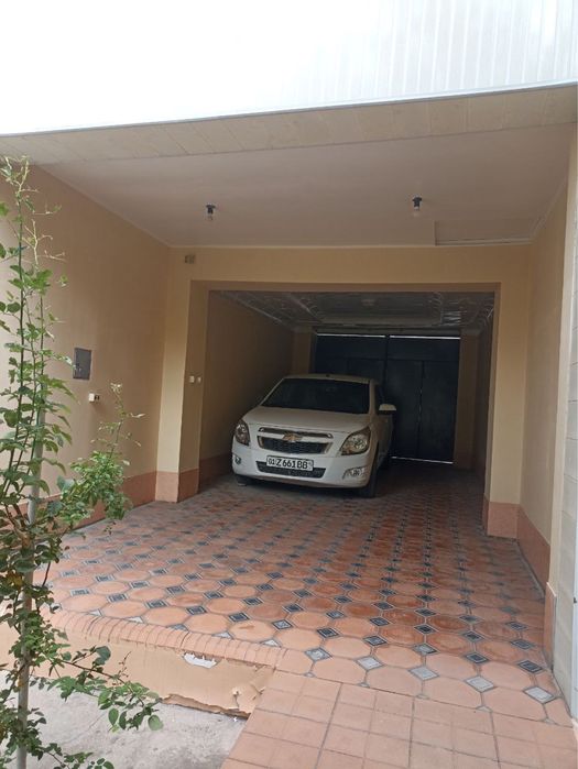 Дом в новамосковской кази махалля