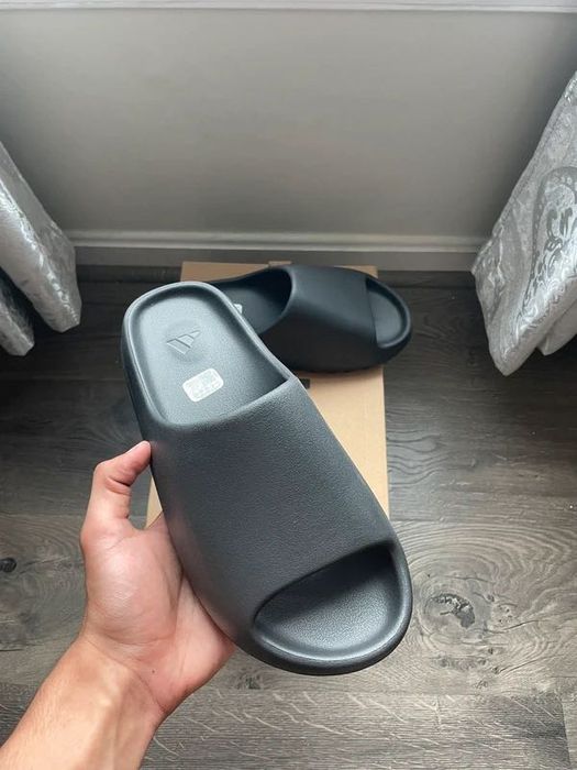 Adidas Yeezy Slides Onyx