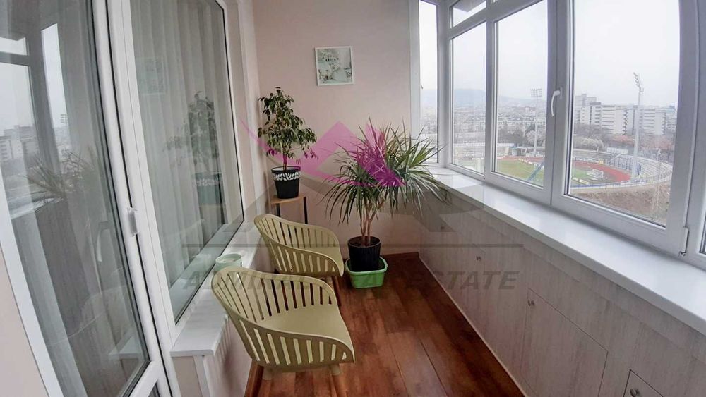 Дава се под наем Тристаен апартамент в Варна, Цветен квартал - 75 кв.м за 650 € - Снимка #5