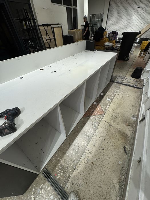 Касса даром можно под полки передалать