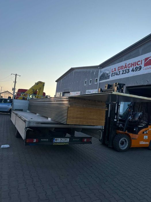 Panouri Sandwich de acoperis si de perete cu tabla de 05/04