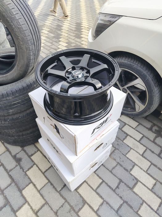 Sport diska sotiladi universal hamma moshinaga tushadi