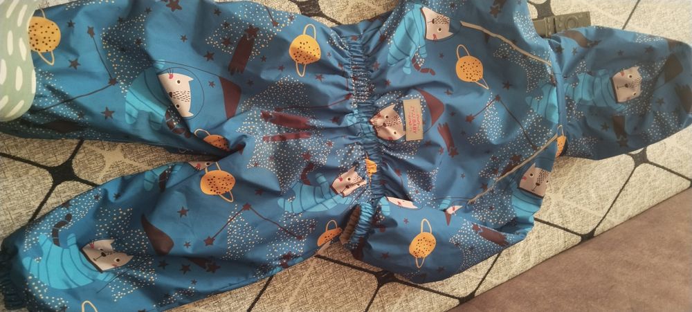 Детский  комбинезон для осени, весны.