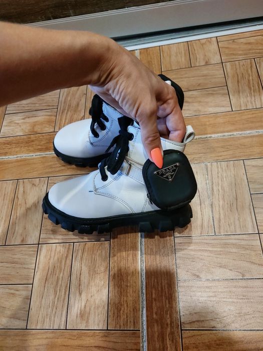 Продам ботиночки