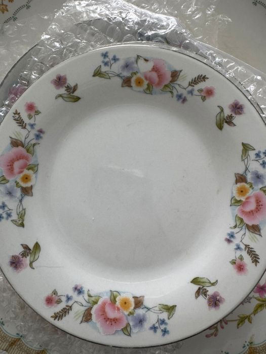 Продаю сервиз дешево 6.000 символично