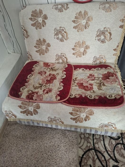 Диван и кресло срочно