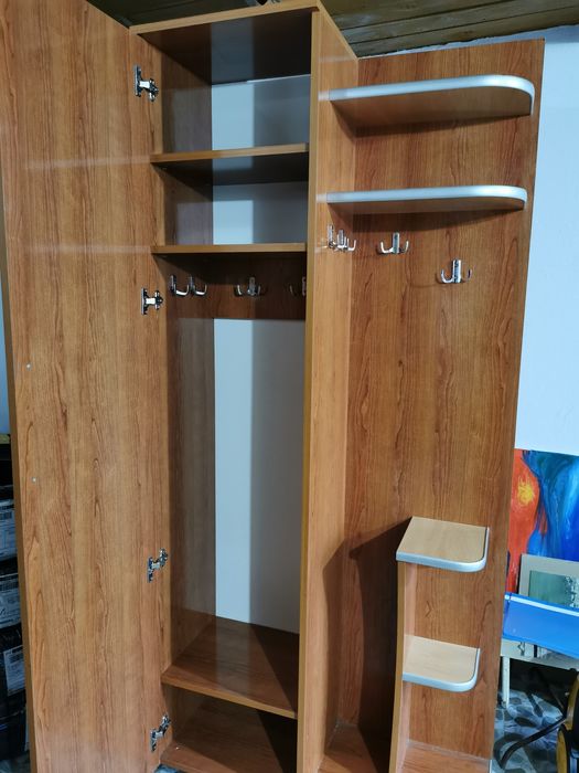 Vand cuier de hol,solid, nou