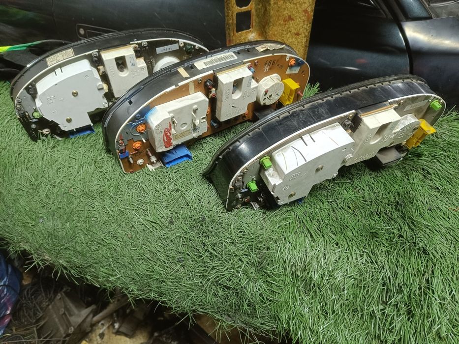 Щиток приборов Ауди 80 Б3