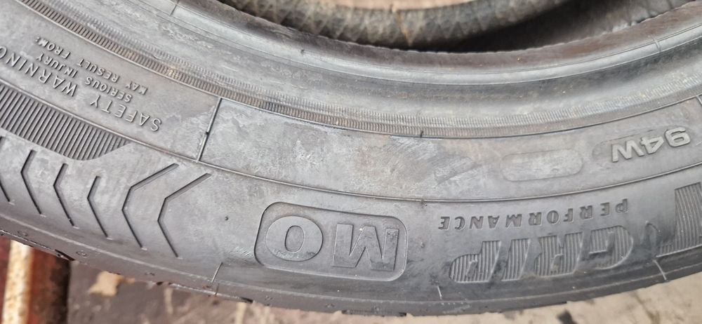 2 Anvelope ca noi Good Year 225 50 R17 .de vara. Dot 2020