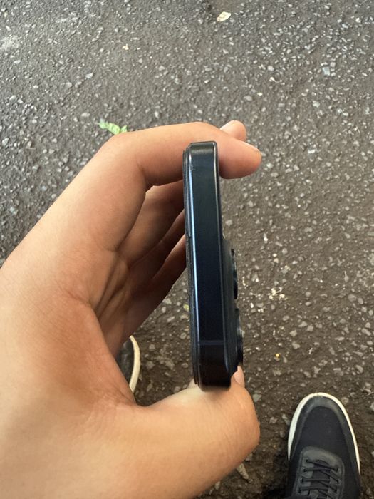 Продам IPhone 15 pro