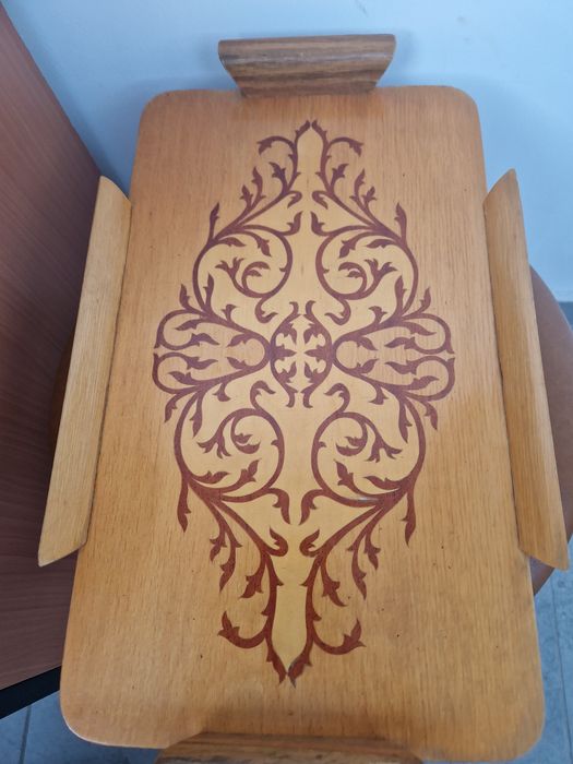 Tava lemn cu intarsie