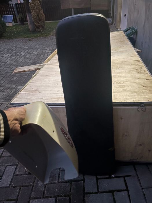 Tapiterii piele diferite dimensiuni