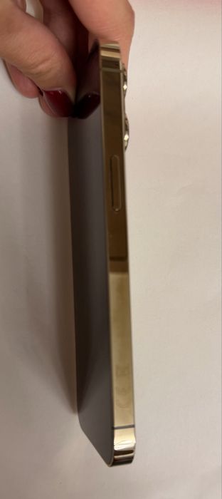 iPhone 13 Pro 128GB Gold – stare foarte bună, deblochat + sticlă protecție nouă