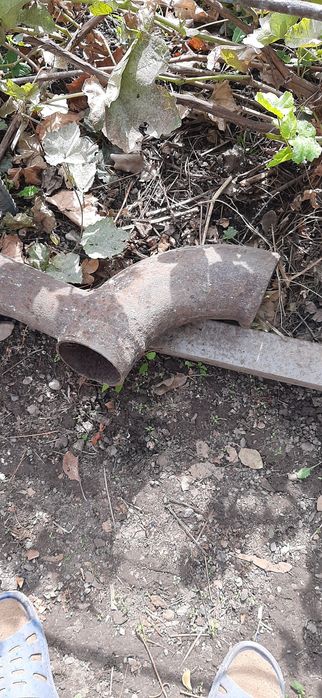 Продам колено металлическое