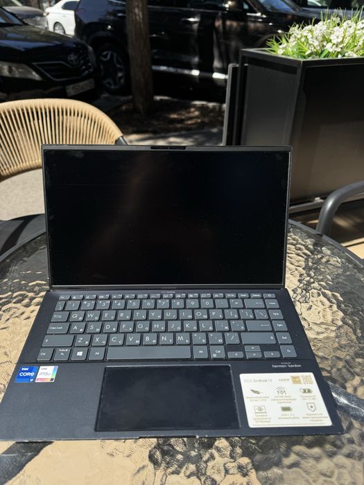 Ноутбук Asus zenBook 14
