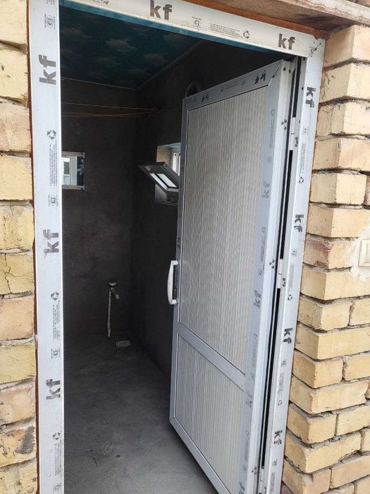 Продается 2 комнатный дом 2 сотки земли 55 разъезд цена 17000$