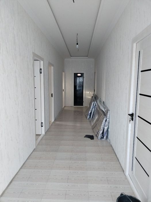 Uy sotiladi obmen bor