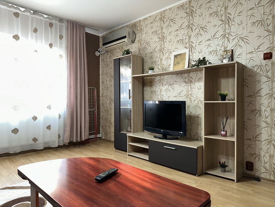 Apartament 3 camere de inchiriat – POARTA 6 | 500 €