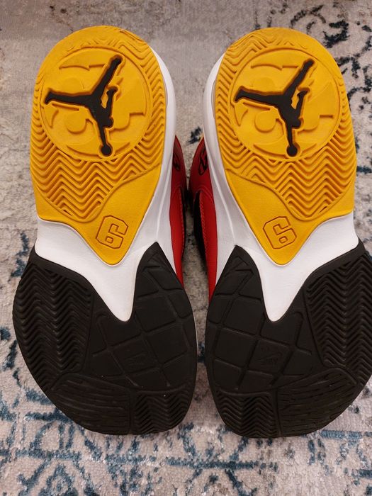 Pantofi sport JORDAN MAX AURA 3 SE-GRD BG Unisex, mărimea 37.5