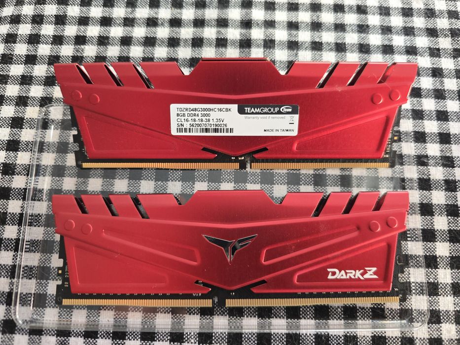 16GB (2X8GB) Team Group T-FORCE DARK Z, 3000Mhz, DDR4, CL15