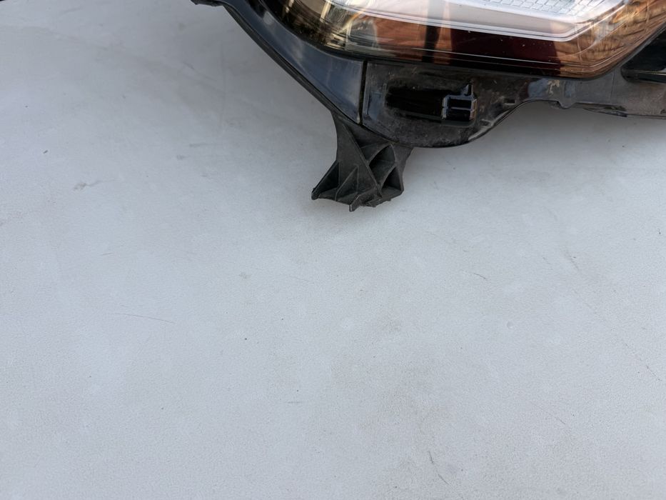 Far dreapta Renault Master