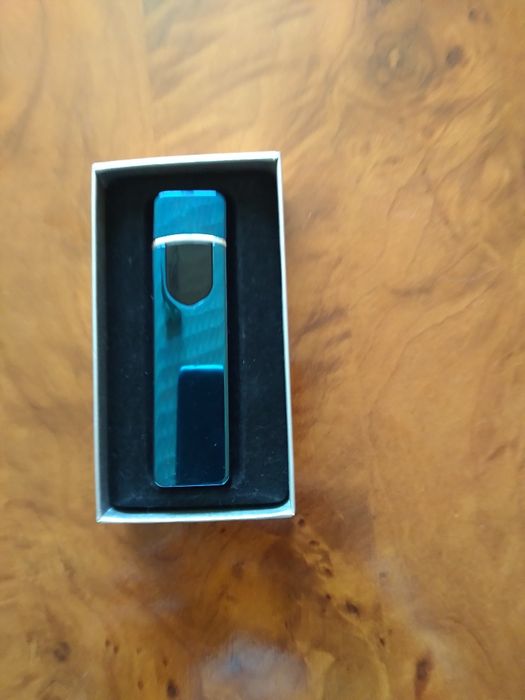 Brichetă electrică, încărcare USB