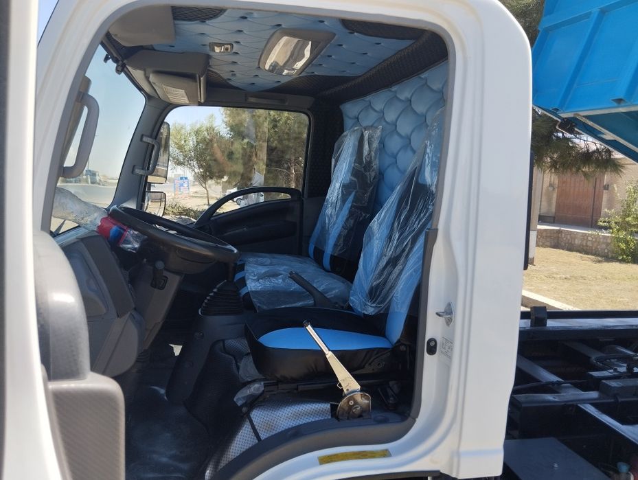 Сотилади исузи самасвал йили2011 матор афтобус мост гурзавой