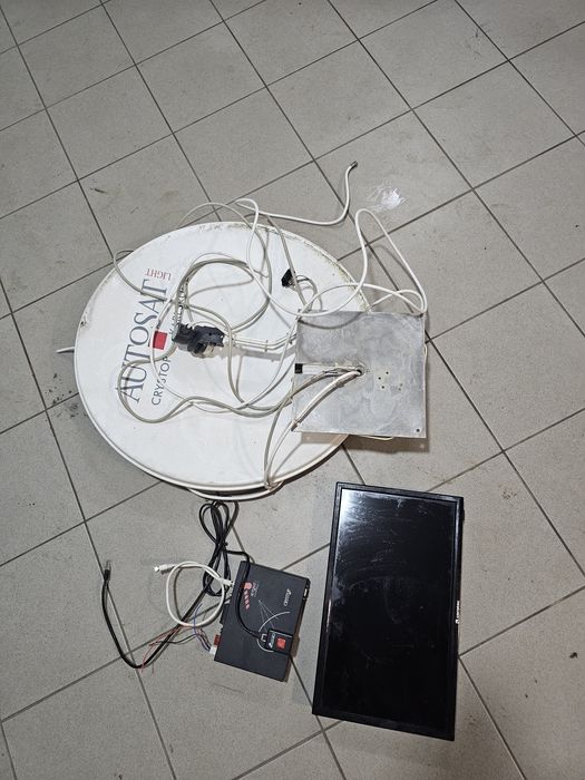 Tv set pentru rulota