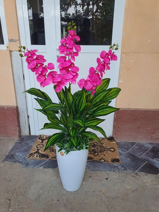 Suniy gullar optom narxlarda