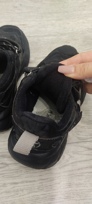 Продам ботинки осень