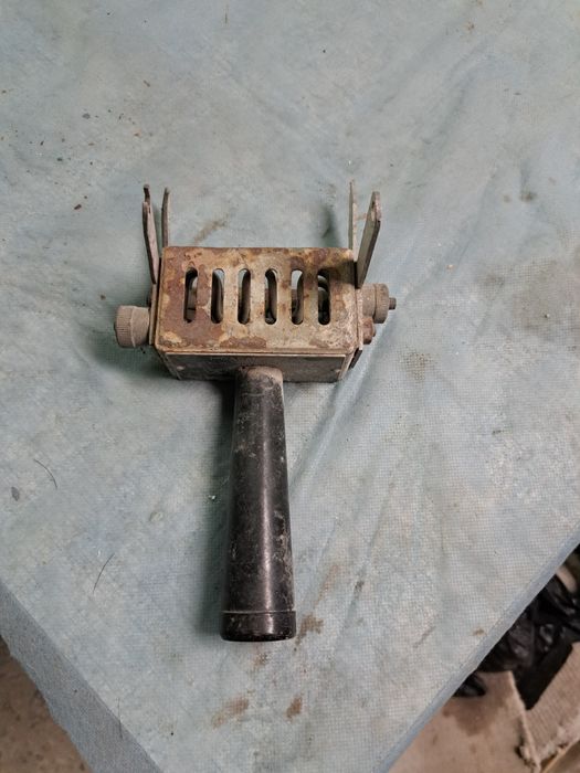 Нагрузочная вилка (для аккумуляторов)