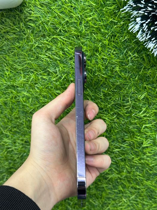 Iphone 14 pro max purple