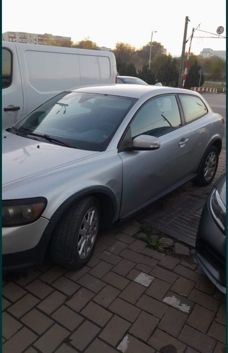 Piese auto din Dezmembrari Volvo C30 1.6 diesel an 2009 Orice Piesa!!