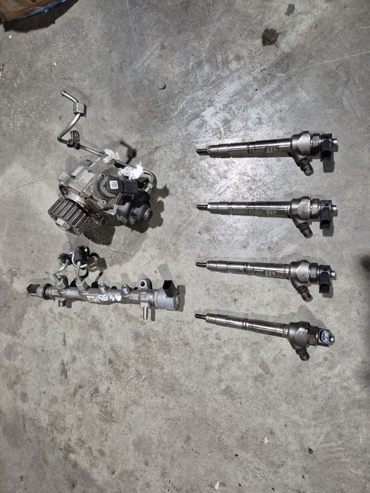 Injector injectoare audi a4 b9 2.0 tdi euro 6 cod injector 04L130277AC