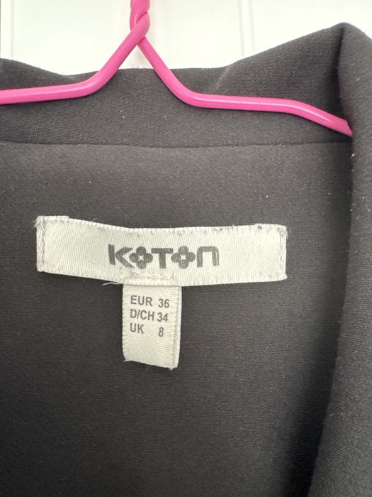 Черна Рокля тип сако