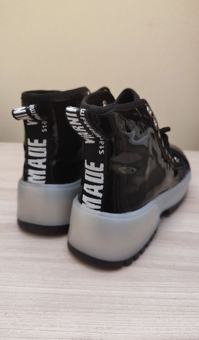 Продам демисезонные ботинки