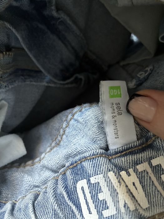 Продам джинсы на мальчика каждые 2000тг